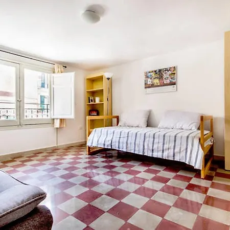 Flat At Cathedral