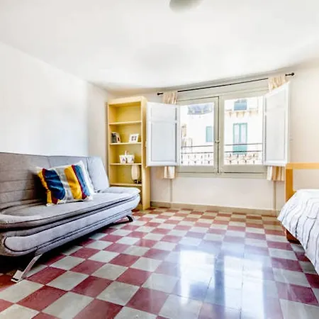 Holiday home Flat At Cathedral *